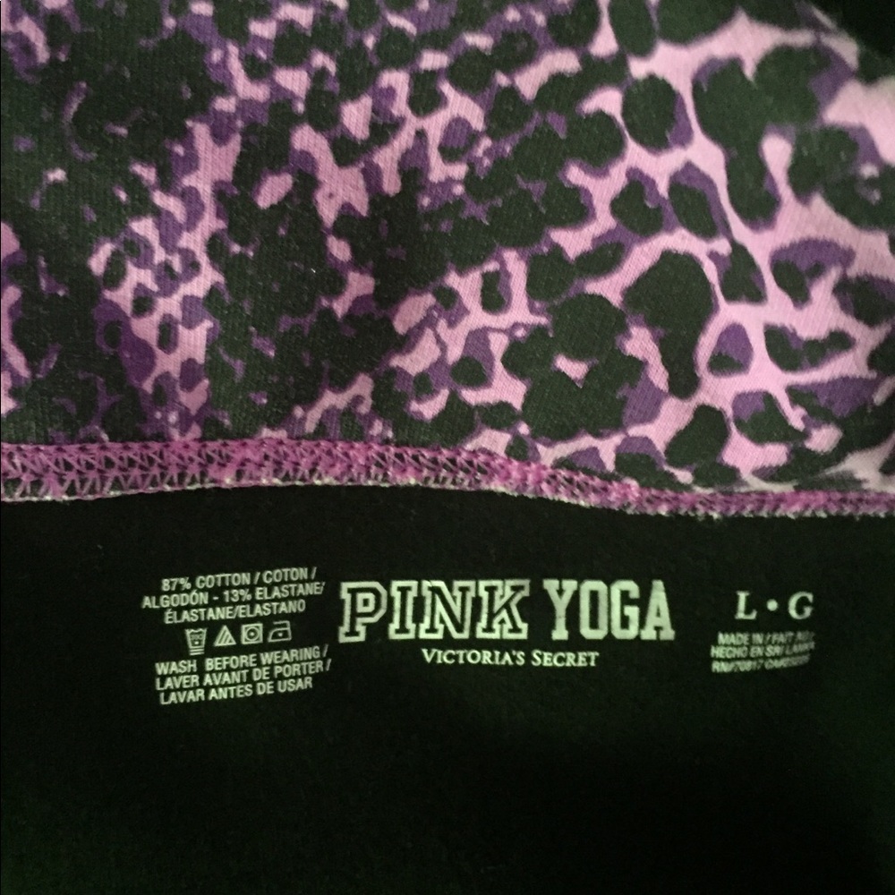Victoria’s Secret bundle/ PINK yoga pants - Picture 3 of 6